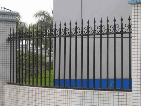 鐵藝護欄(lan)